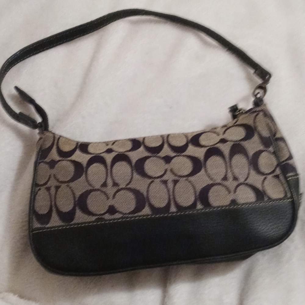 Coach shoulder bag